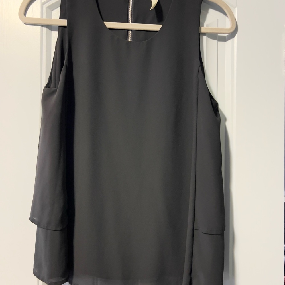 Color Story Black Cold Shoulder Tank Top